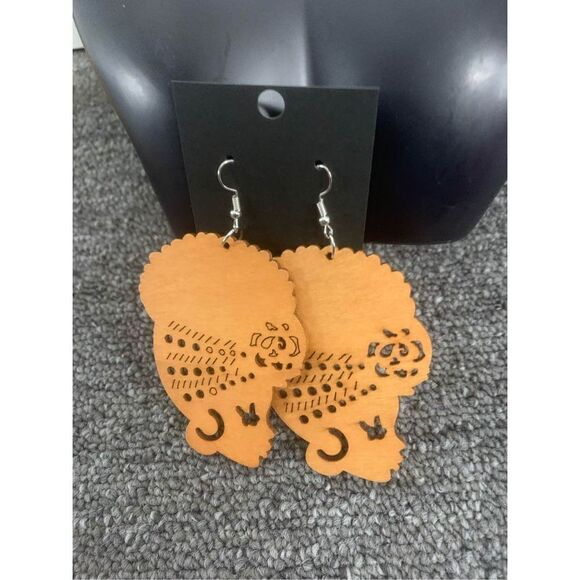 Afrocentric Earrings   - Picture 3 of 3